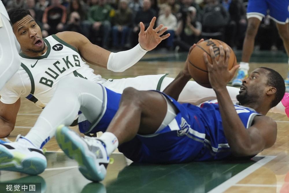 卡萨多跟随 卡萨多跟随